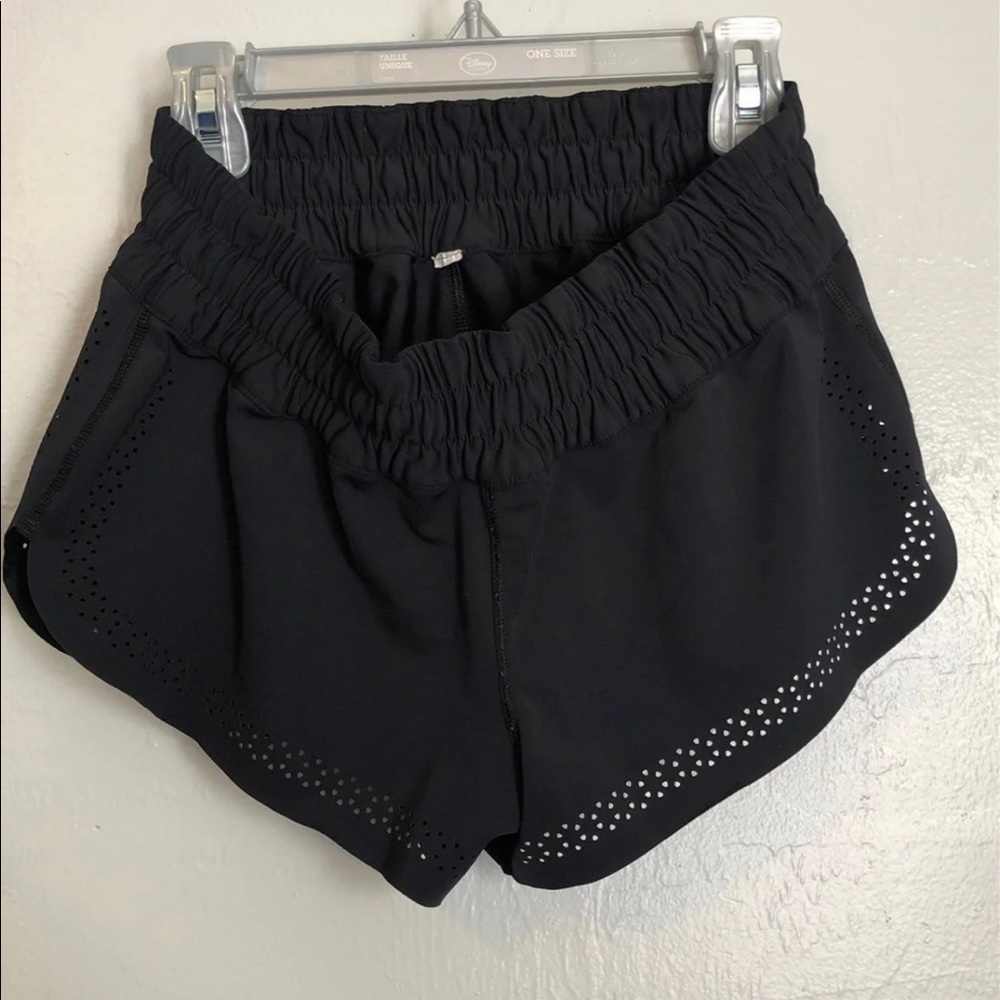 Lululemon hottie hot shorts
